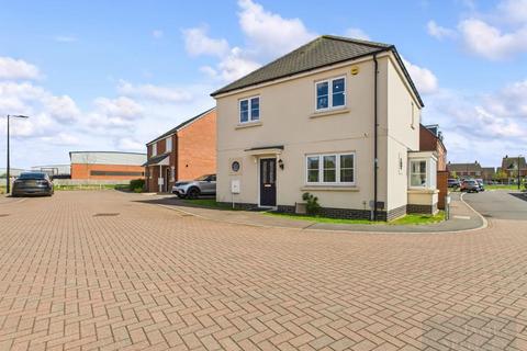 3 bedroom detached house for sale, Wagtail Drive, Birstall, Leicestershire