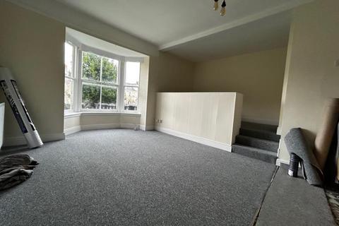 Studio to rent, Ebberly Lawn, Barnstaple, Devon, EX32 7DH