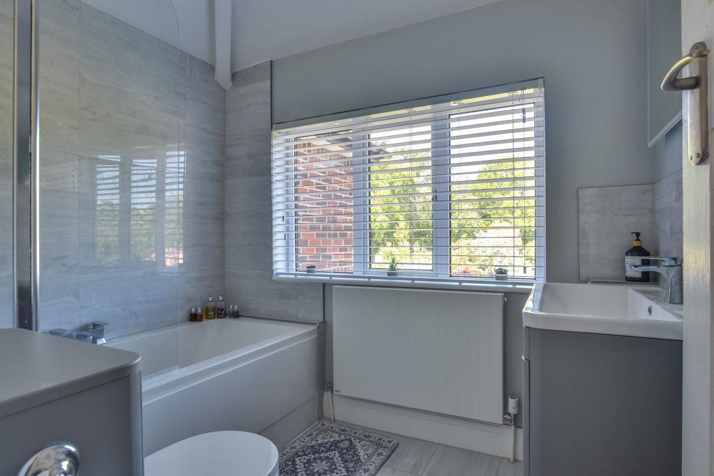 Dsc 0082 dsc 0084