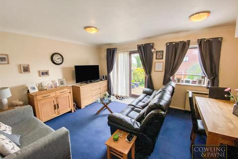3 bedroom terraced house for sale, Wick Lane, Wickford