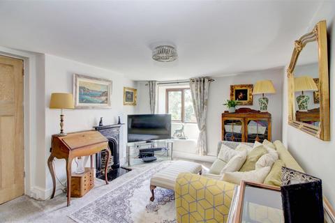3 bedroom cottage for sale, 20 Kings Wall, Malmesbury