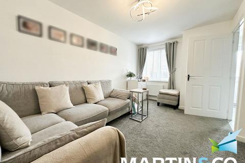 2 bedroom terraced house for sale, Limestone Road, West Yorkshire WF1