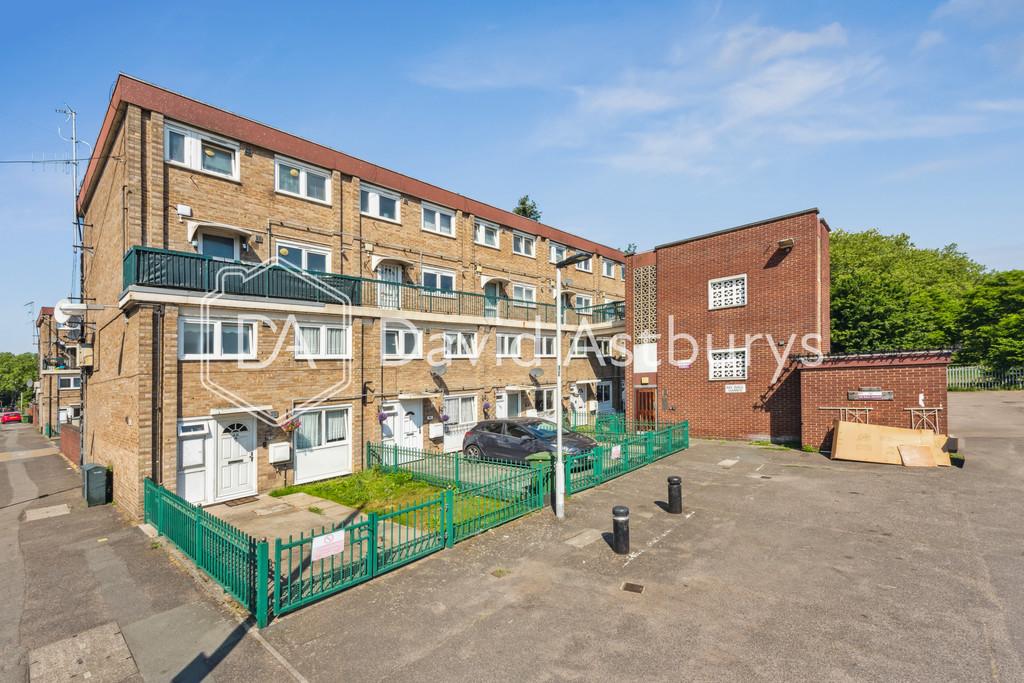 080520258 DAISL 42 Sark Walk  E16 3 PS 019