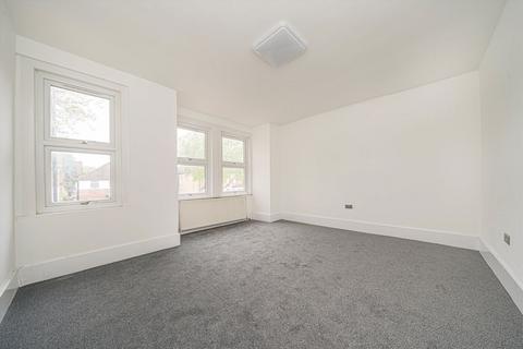 3 bedroom end of terrace house for sale, Hanworth Road, Hounslow TW3