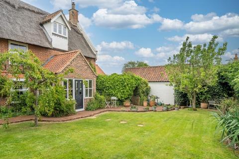 Thatched Cottage Beccles Road, Toft Monks, Beccles, NR34 0EA