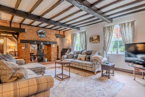 Thatched Cottage Beccles Road, Toft Monks, Beccles, NR34 0EA