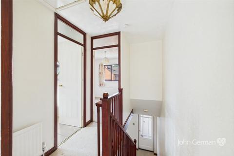 33 Saxon Grove, Willington, Derby, DE65 6YD