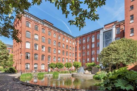 2 bedroom flat for sale, Lexington Building, Bow Quarter, London, E3