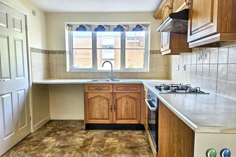 2 bedroom end of terrace house to rent, St. Pauls Road, Rugeley, WS15 2WE