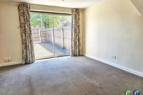 2 bedroom end of terrace house to rent, St. Pauls Road, Rugeley, WS15 2WE