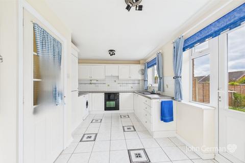 4 bedroom detached house for sale, Hawthorn Close, Measham