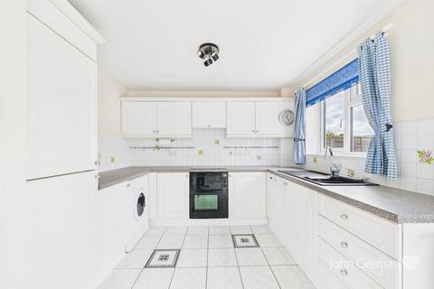 4 bedroom detached house for sale, Hawthorn Close, Measham
