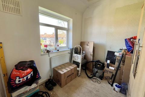 3 bedroom terraced house for sale, Goresbrook Road, Dagenham