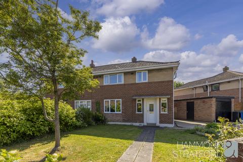 49 Lakenfields, Norwich, NR1 2HB