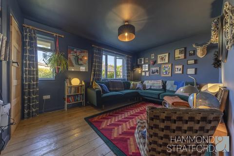 49 Lakenfields, Norwich, NR1 2HB