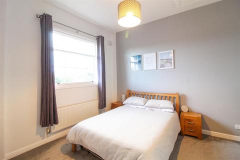 25 Bellingham Close, Thirsk, YO7 1FX