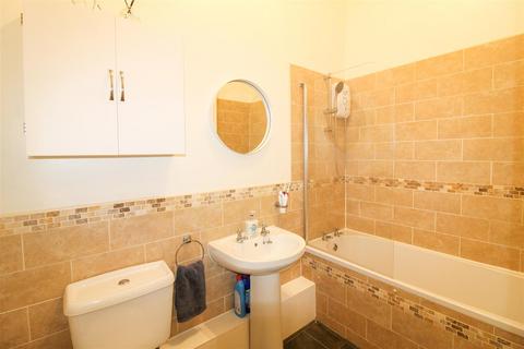 25 Bellingham Close, Thirsk, YO7 1FX
