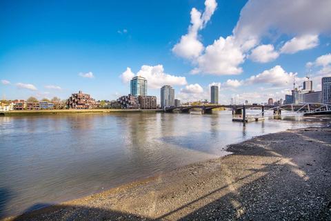 Anchor House, St George Wharf, Vauxhall, London, SW8