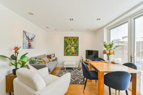 5 bedroom semi-detached house for sale, Napier Close, London, SE8