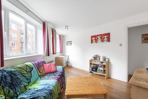 1 bedroom flat to rent, Garter Way, London, SE16