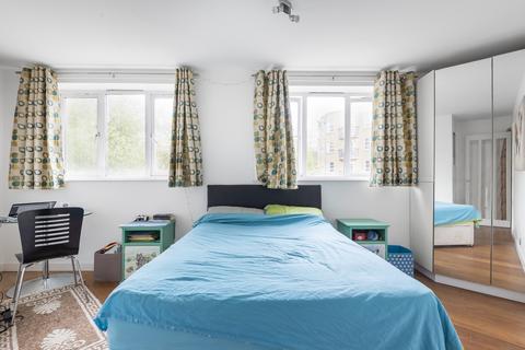 1 bedroom flat to rent, Garter Way, London, SE16