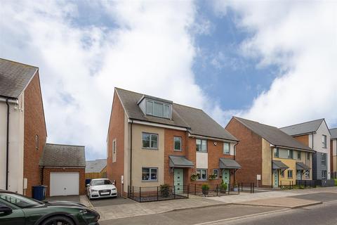 3 bedroom semi-detached house for sale, Armstrong Road, Newcastle upon Tyne
