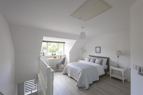 3 bedroom semi-detached house for sale, Armstrong Road, Newcastle upon Tyne