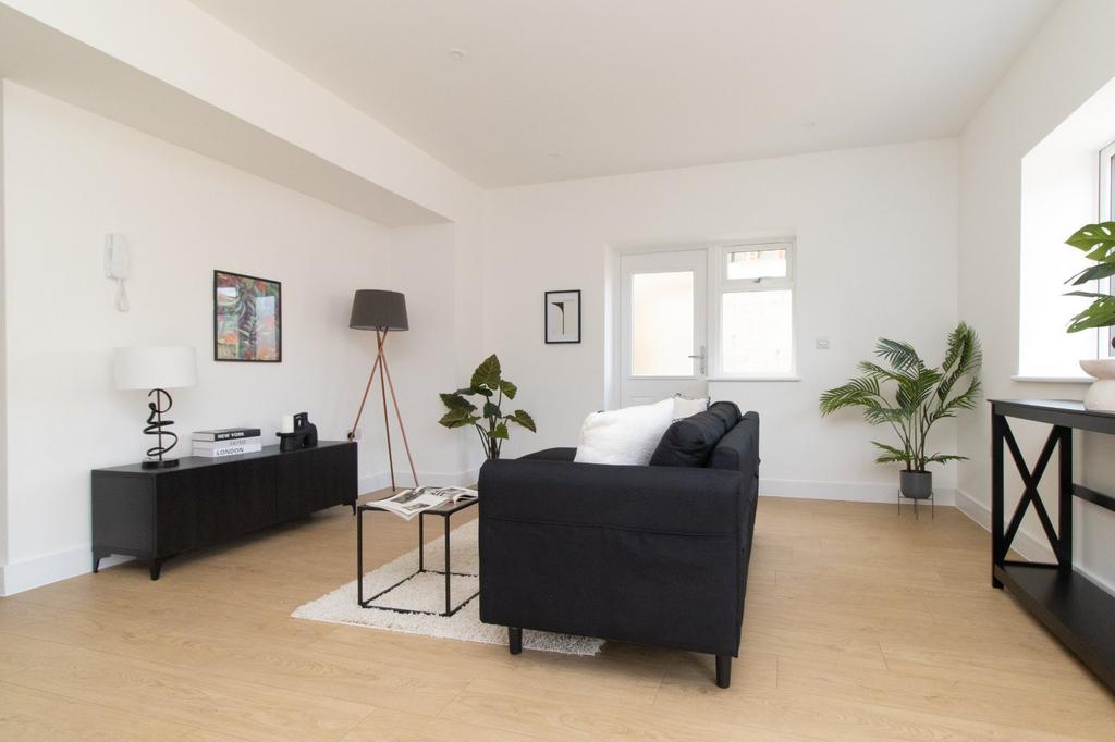Plot 5 Show Home