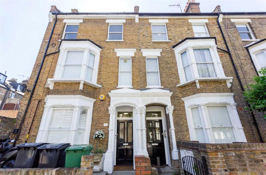 Roderick-road-hampstead-nw3