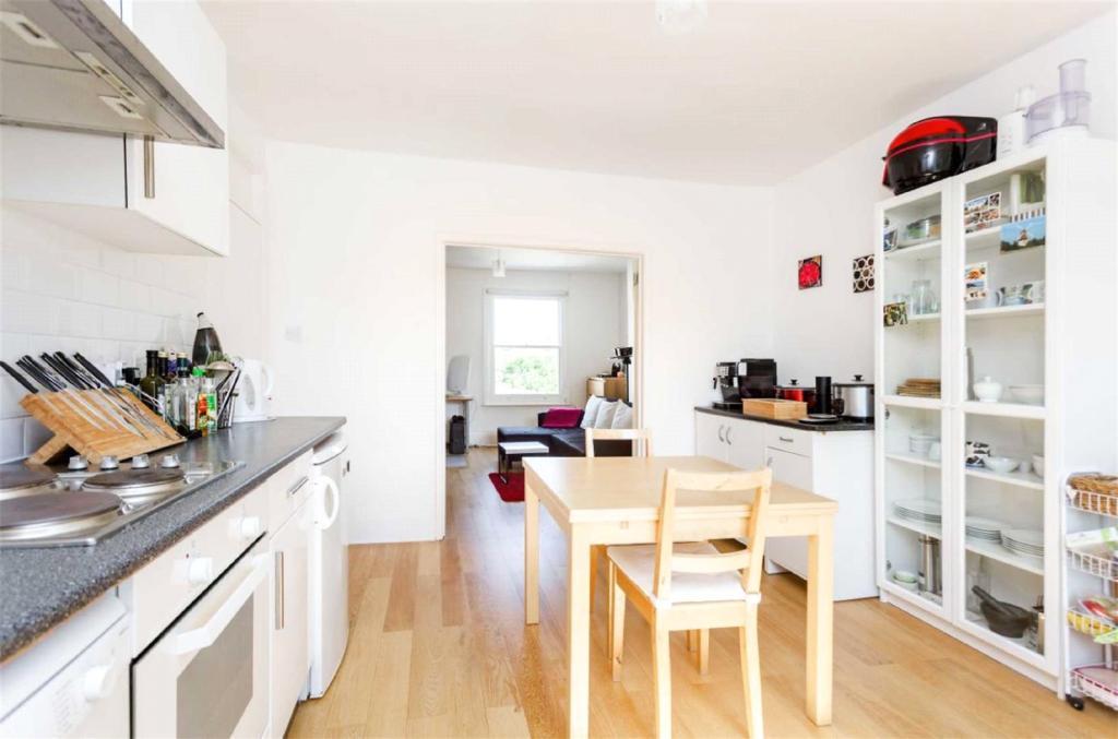 Roderick-road-hampstead-nw3