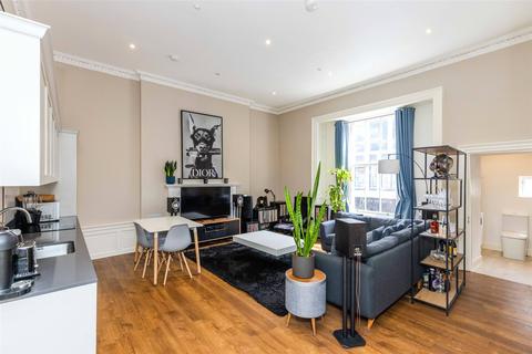 1 bedroom apartment for sale, York Place, Edinburgh, Midlothian