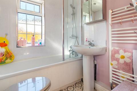 6 Ethelstone Road, Grimsby, DN34 4EF