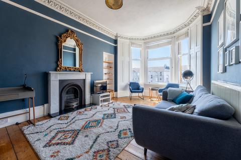 2/2, 127 Finlay Drive, Glasgow, G31 2SE