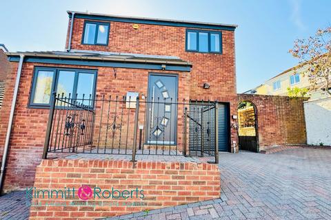 6 Avoncroft Close, Seaham, SR7 0LL