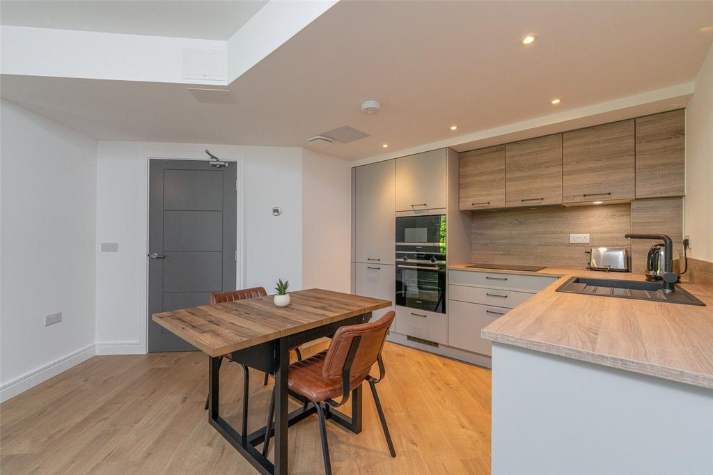 Kitchen/ Diner Alt