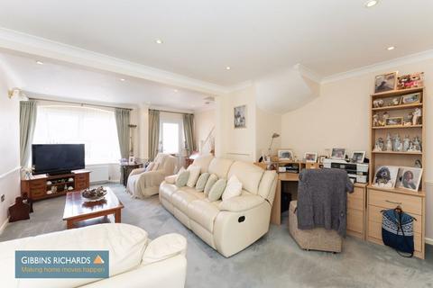 4 Bowood Road, Taunton, TA2 7QE