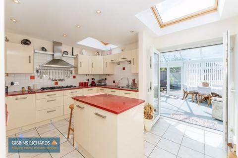 4 Bowood Road, Taunton, TA2 7QE