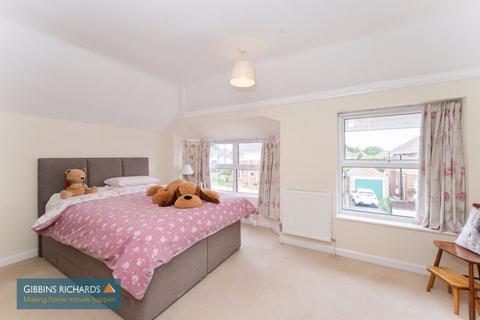4 Bowood Road, Taunton, TA2 7QE