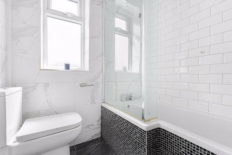 103 Cray Road, Sidcup, DA14 5DL
