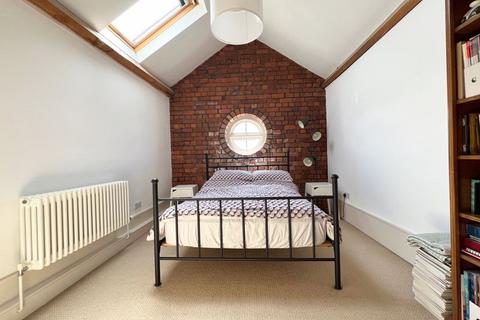 Apartment 6, Ocean House Clarence Road, Cardiff, CF10 5FR