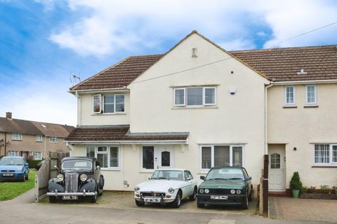 57 Berryfield, Slough, SL2 5SB