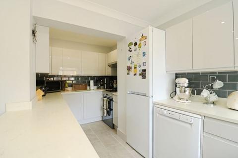 57 Berryfield, Slough, SL2 5SB