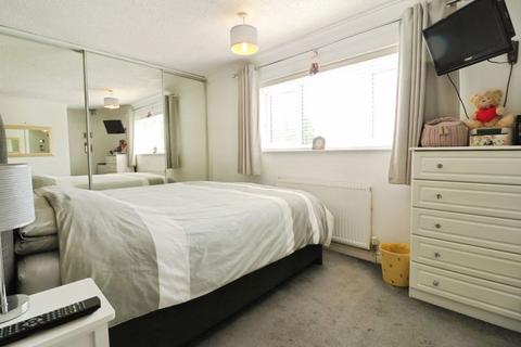 57 Berryfield, Slough, SL2 5SB