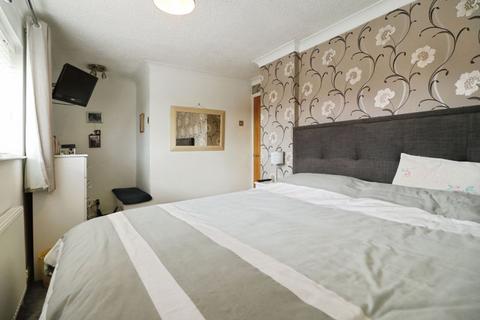 57 Berryfield, Slough, SL2 5SB