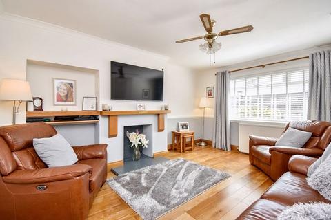 31 Castlehill View, Kilsyth, Glasgow, G65 9PA