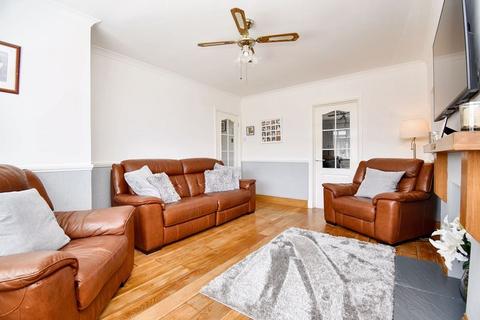 31 Castlehill View, Kilsyth, Glasgow, G65 9PA