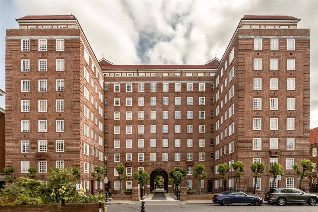 Swan Court