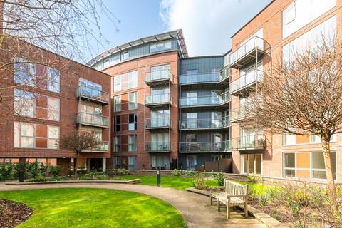 2 bedroom apartment to rent, The Heart, Walton-On-Thames