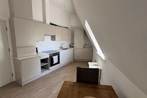 1 bedroom apartment for sale, Station Approach, Tadworth