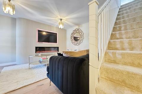 3 bedroom semi-detached house for sale, Rhodfa Gelli Aur, Penllergaer, Swansea, West Glamorgan, SA4